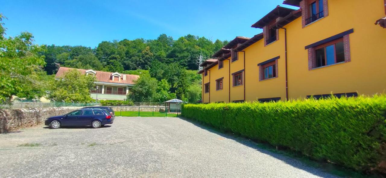 Apartamentos El Castaneu Corao Eksteriør bilde